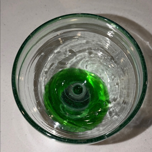 4 Hand Blown Mexican Margarita Glass With a Green Rim and Green Base - Picture 7 of 8